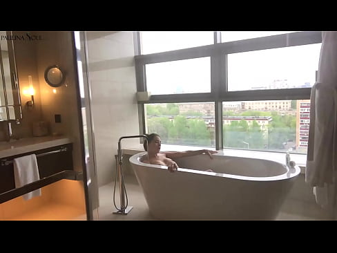 ❤️ Nena tremenda Masturbándose apaixonadamente a súa coña no baño ️  Sexo en nós ﹏