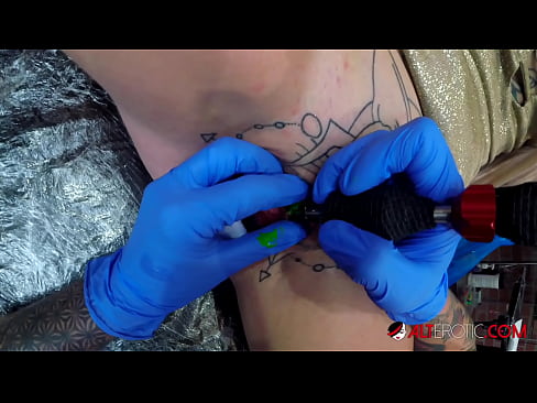 ❤️ Sully Savage, moi tatuada, tatuouse no clítoris ️  Sexo en nós ﹏